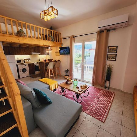 Luxury Loft Apartment Vivian Patras Exterior foto