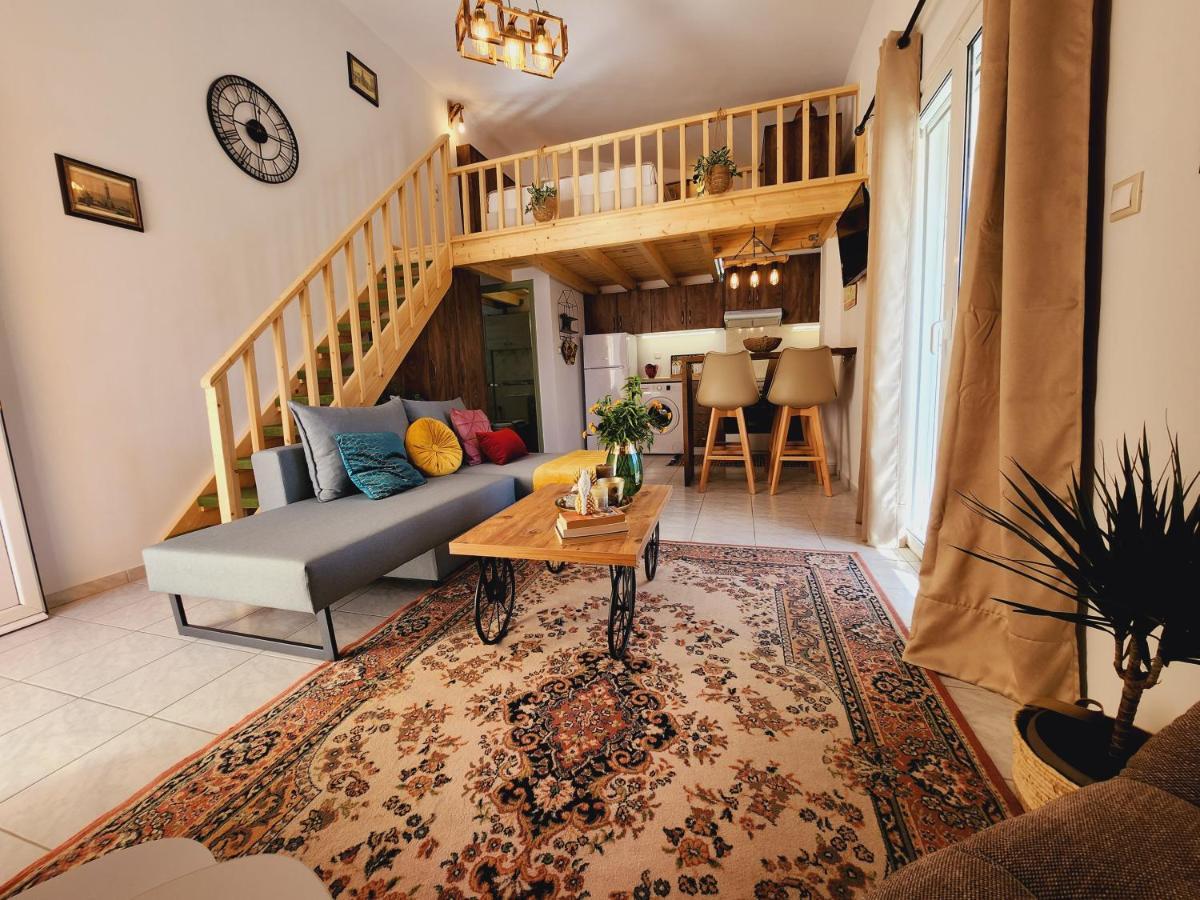 Luxury Loft Apartment Vivian Patras Exterior foto