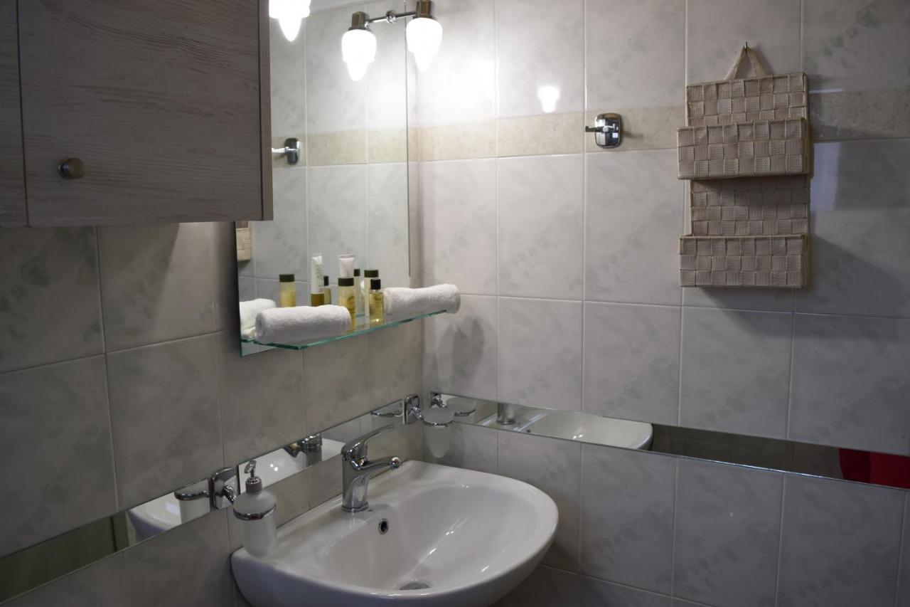 Luxury Loft Apartment Vivian Patras Exterior foto